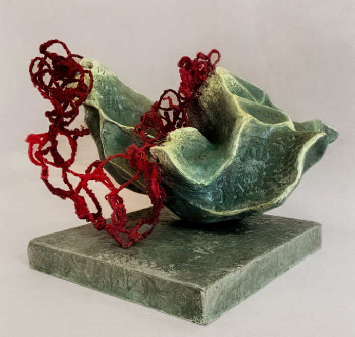 Coral Crossings, ceramic, 2024, Small sculpture awards, Christian Fletcher Gallery
                Sculpture by the bay, Dunsborough